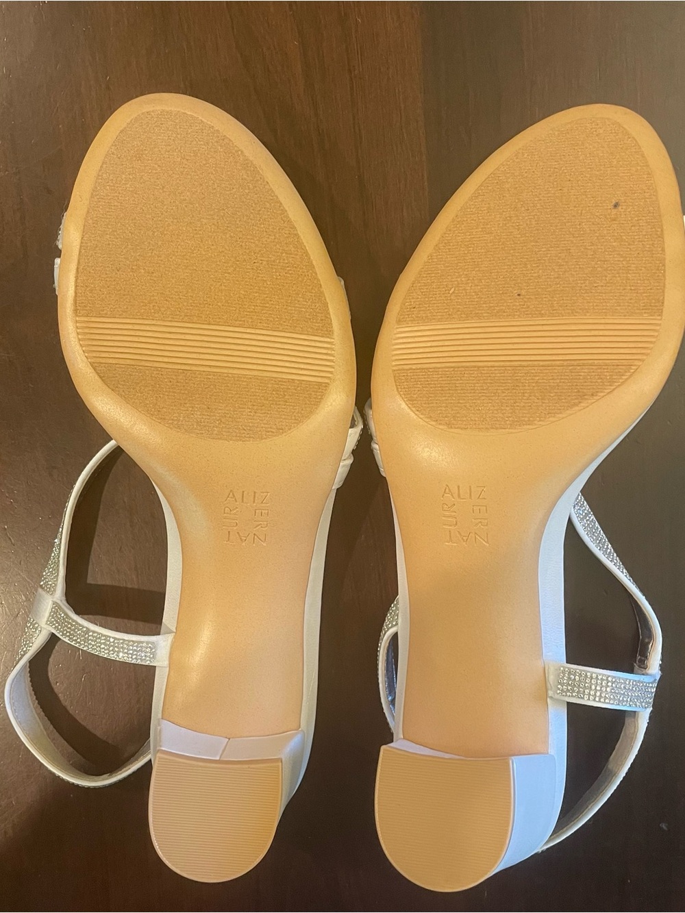 Naturalizer Heel Vanessa Dress Sandals Prom  Strappy Champagne Gold Shoes 9.5 W - Picture 6 of 14